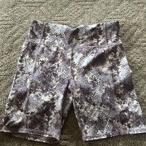 Snake print bike shorts